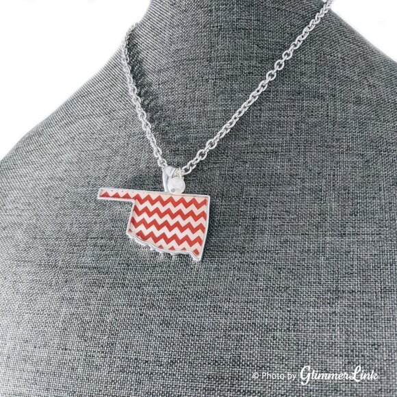 NWT Icon Collection Oklahoma Chevron Map Necklace - Picture 5 of 11